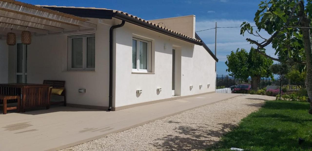 Villa Federica Con Piscina/With Pool Santa Maria Del Focallo Zewnętrze zdjęcie