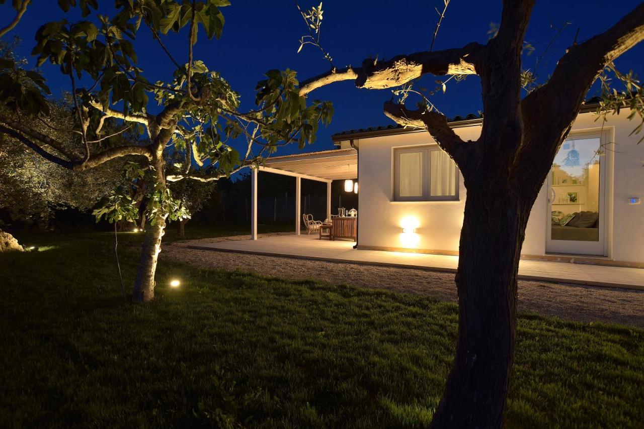 Villa Federica Con Piscina/With Pool Santa Maria Del Focallo Zewnętrze zdjęcie