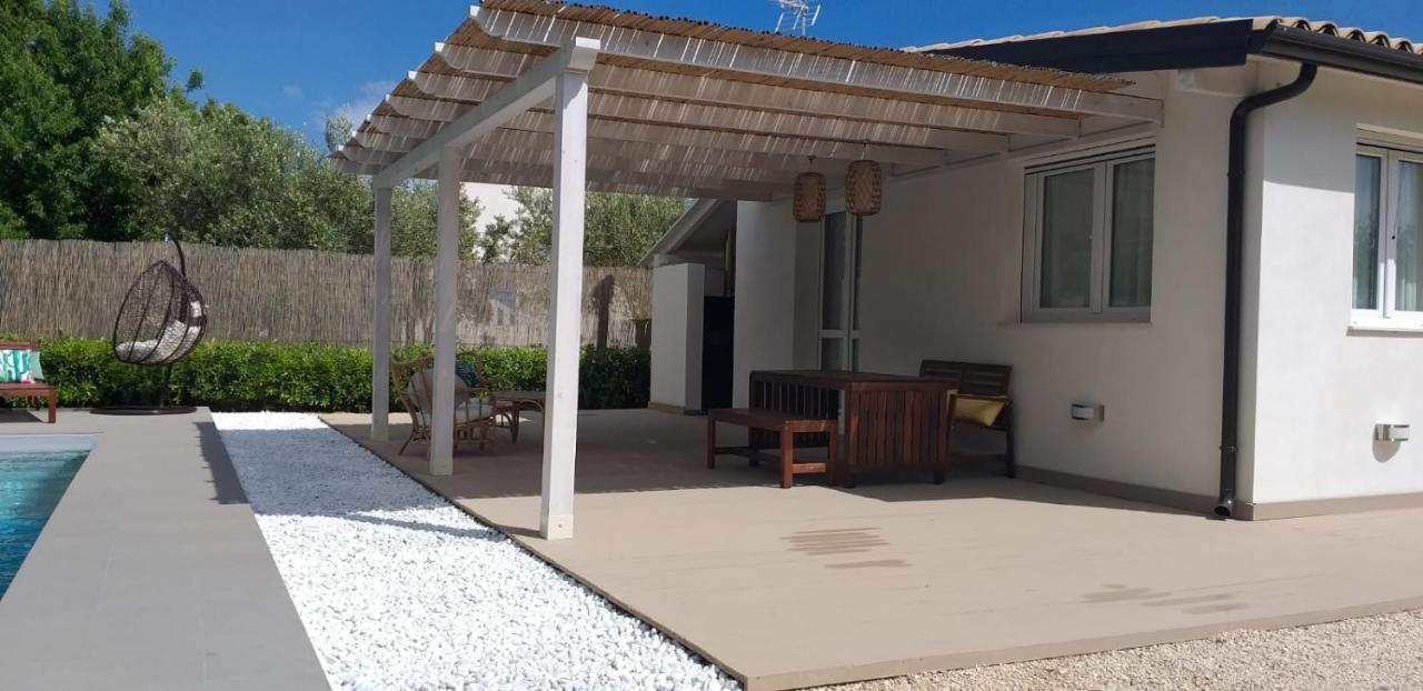 Villa Federica Con Piscina/With Pool Santa Maria Del Focallo Zewnętrze zdjęcie