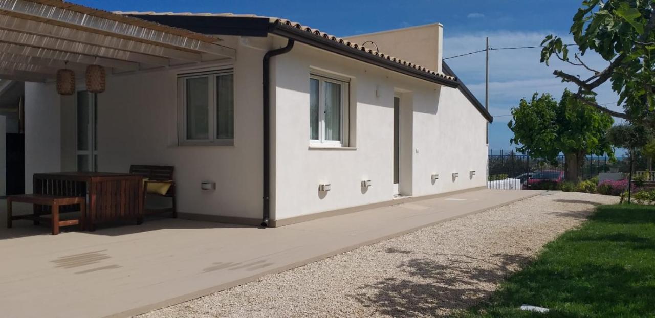 Villa Federica Con Piscina/With Pool Santa Maria Del Focallo Zewnętrze zdjęcie